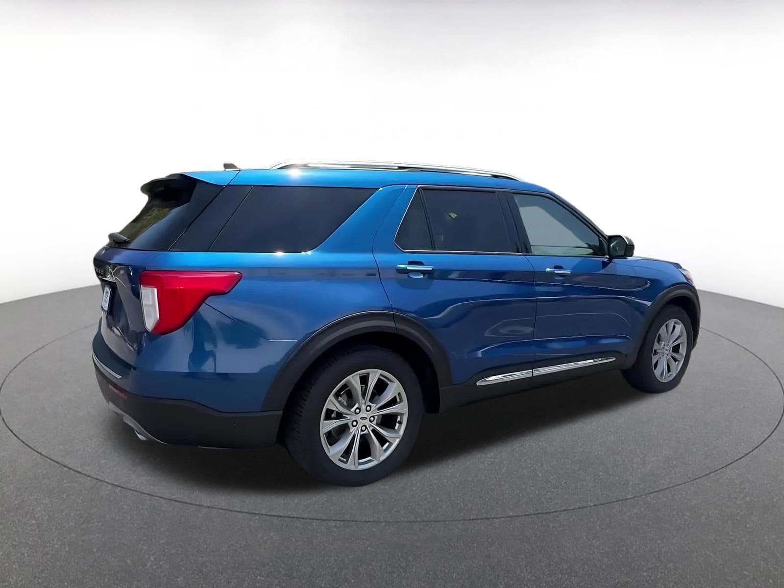 Thumbnail: 2023 Ford Explorer - 15