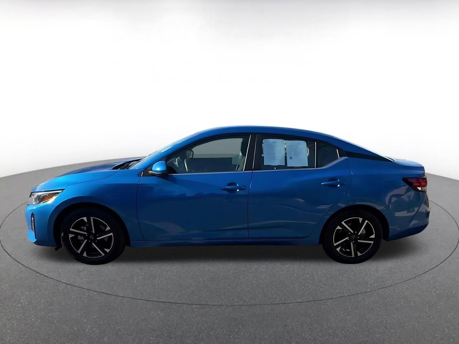 Thumbnail: 2025 Nissan Sentra - 9