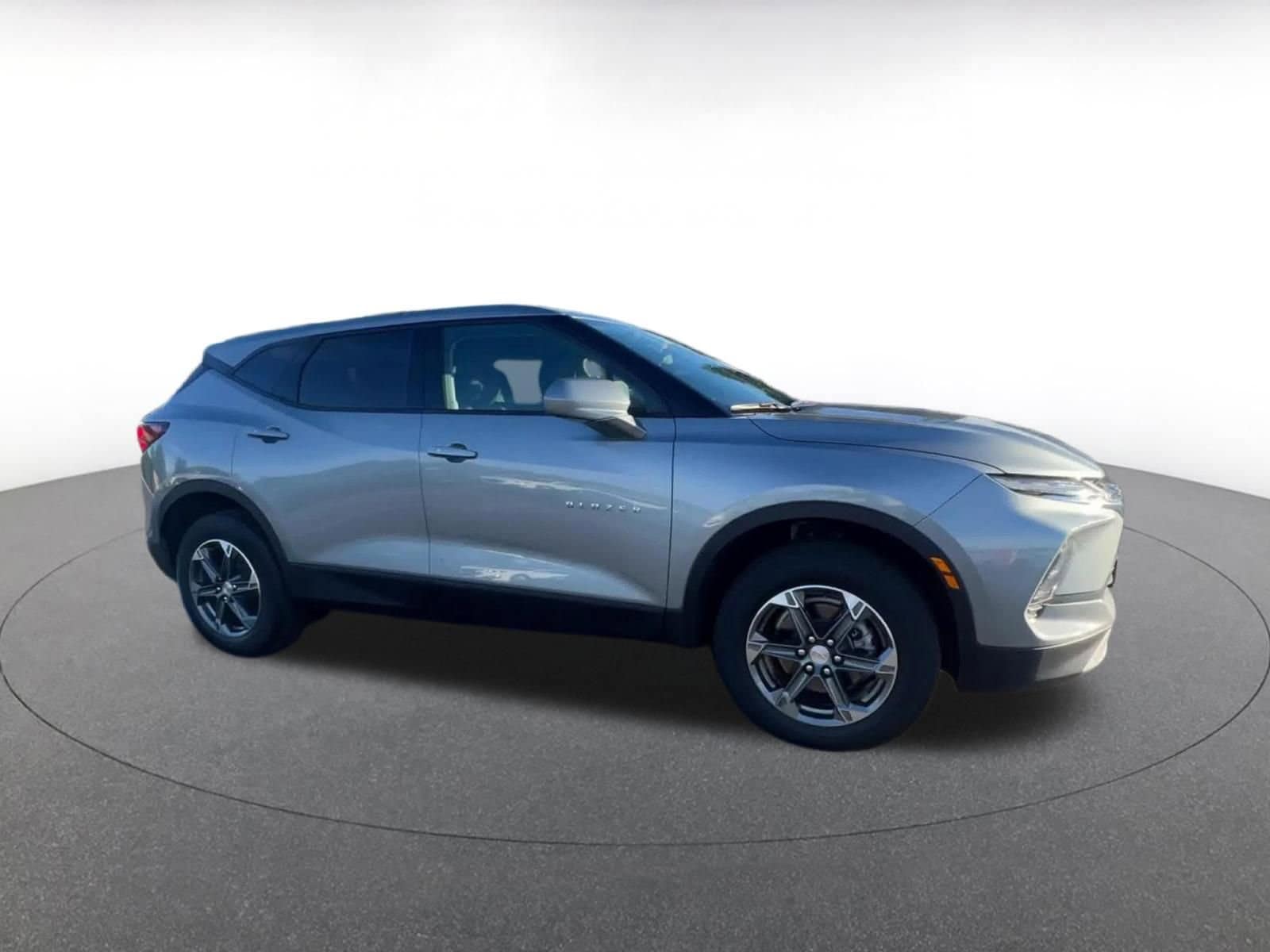 Thumbnail: 2025 Chevrolet Blazer - 2