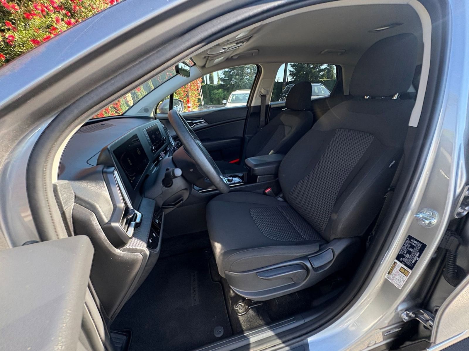 Thumbnail: 2025 Kia Sportage - 35