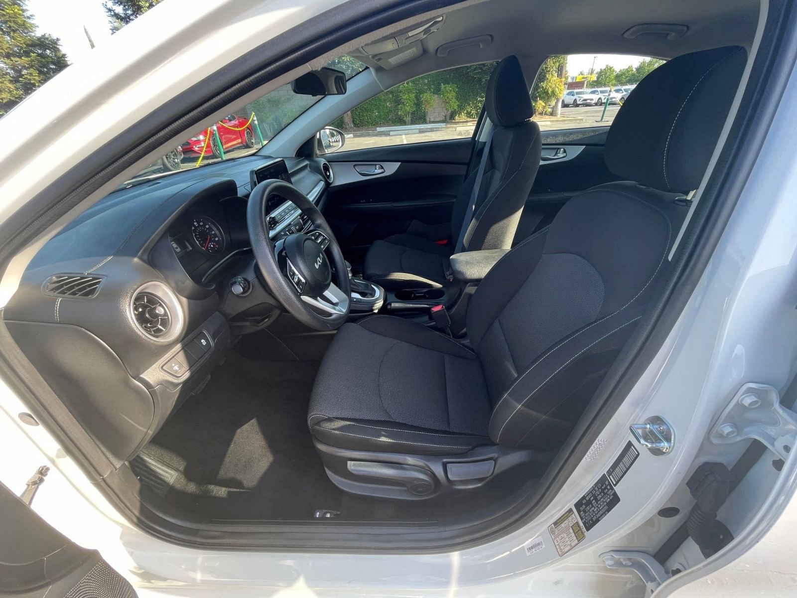 2024 Kia Forte LXS 23