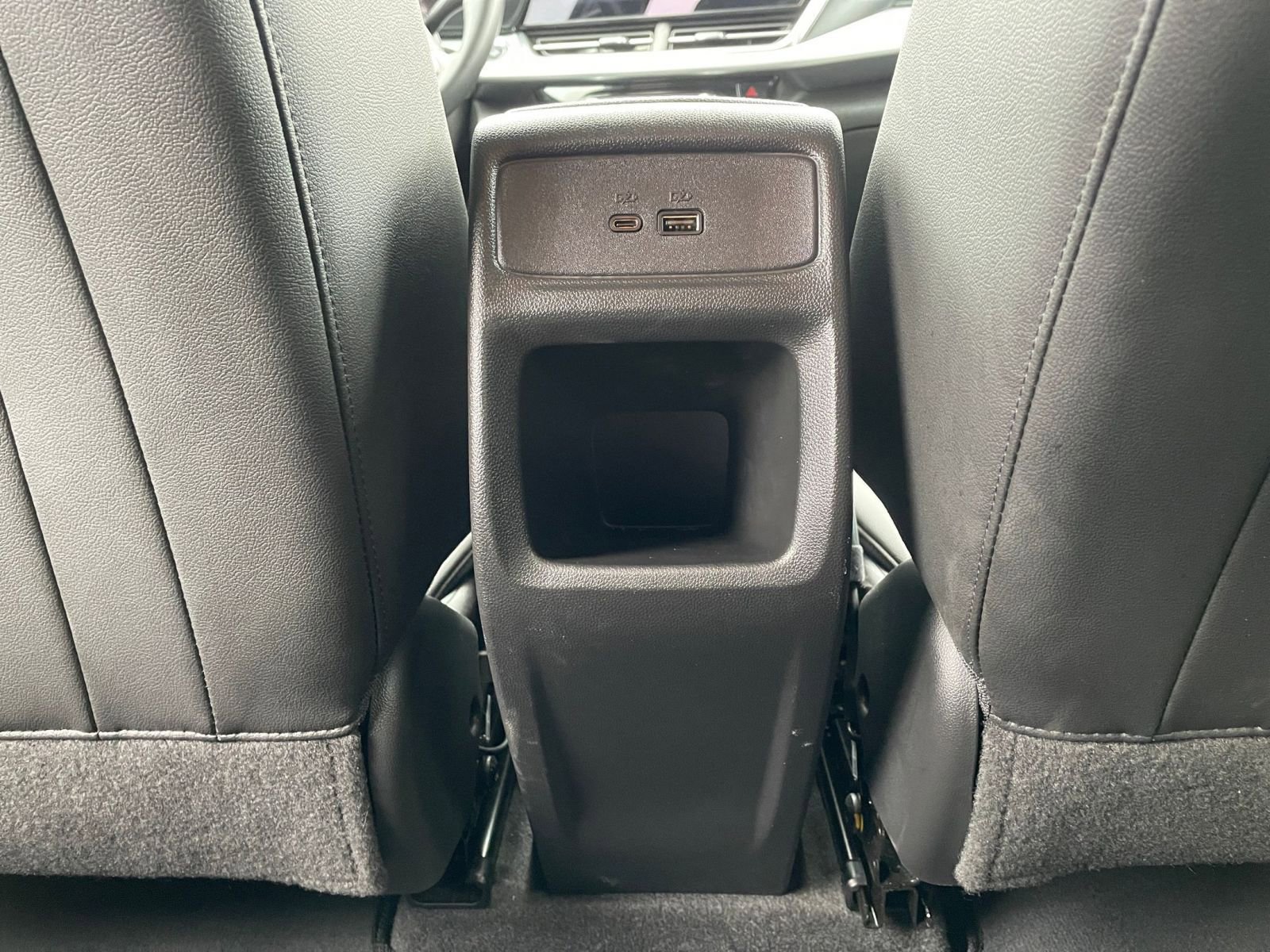 Thumbnail: 2025 Chevrolet Trax - 24