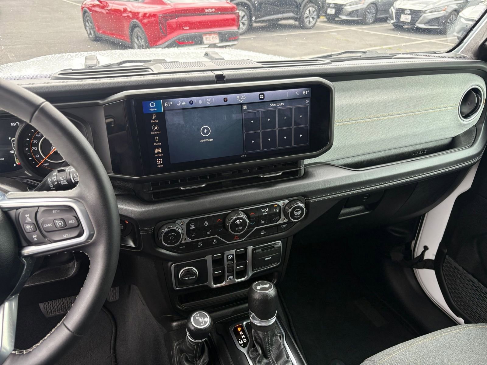 Thumbnail: 2025 Jeep Wrangler - 17
