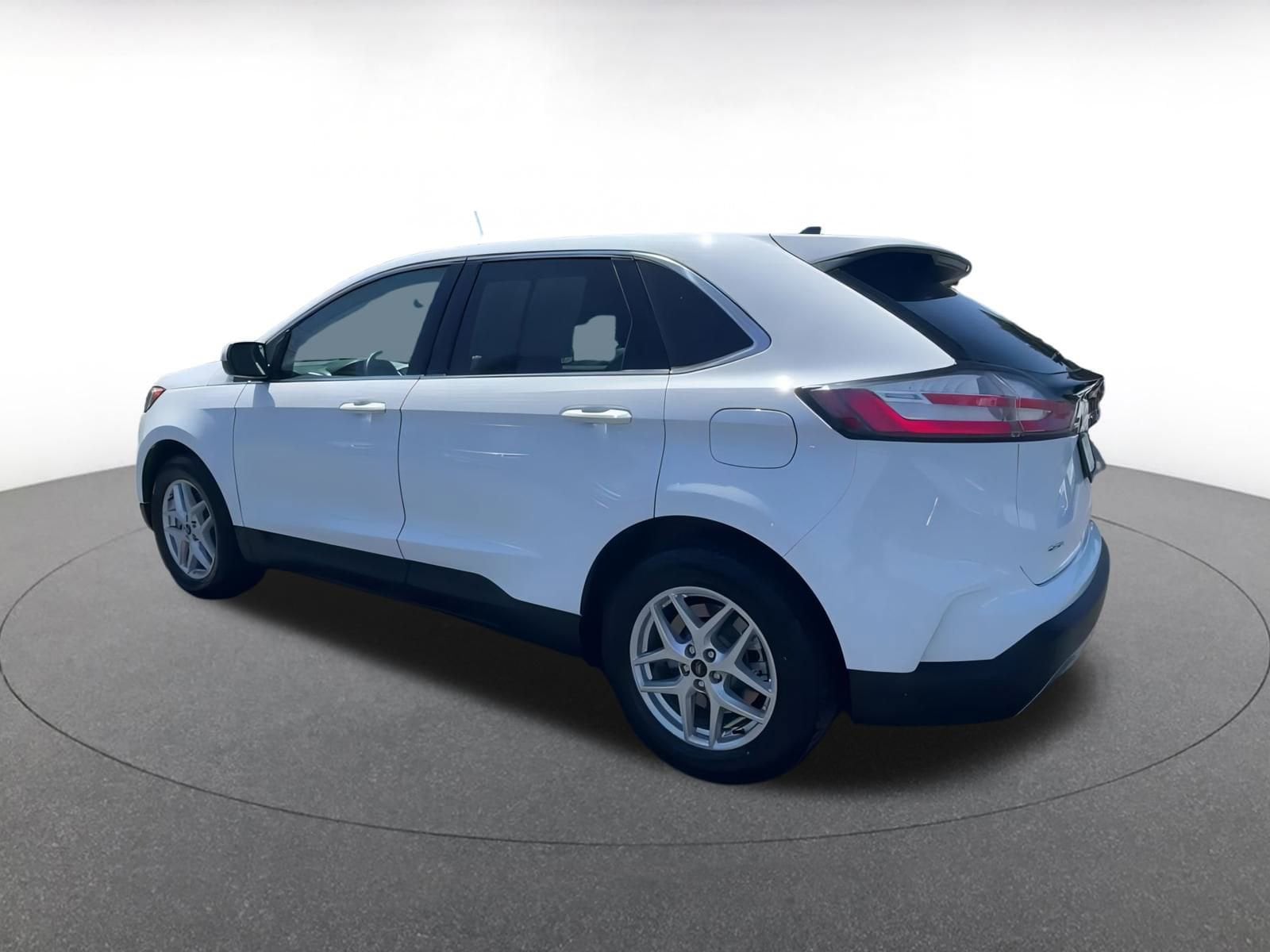 Thumbnail: 2024 Ford Edge - 10