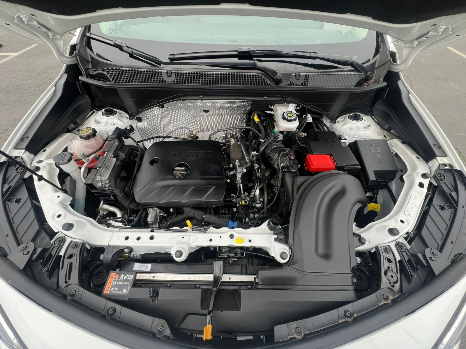 Thumbnail: 2025 Buick Encore GX - 32