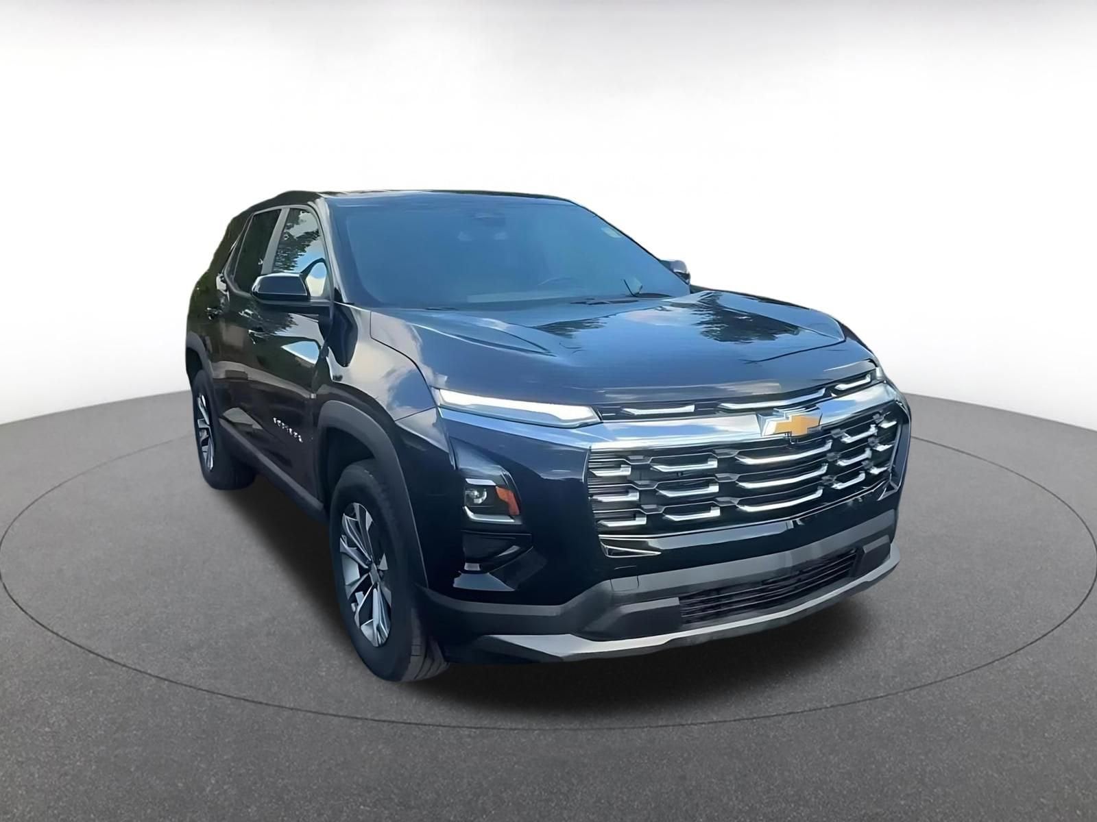 Thumbnail: 2025 Chevrolet Equinox - 3