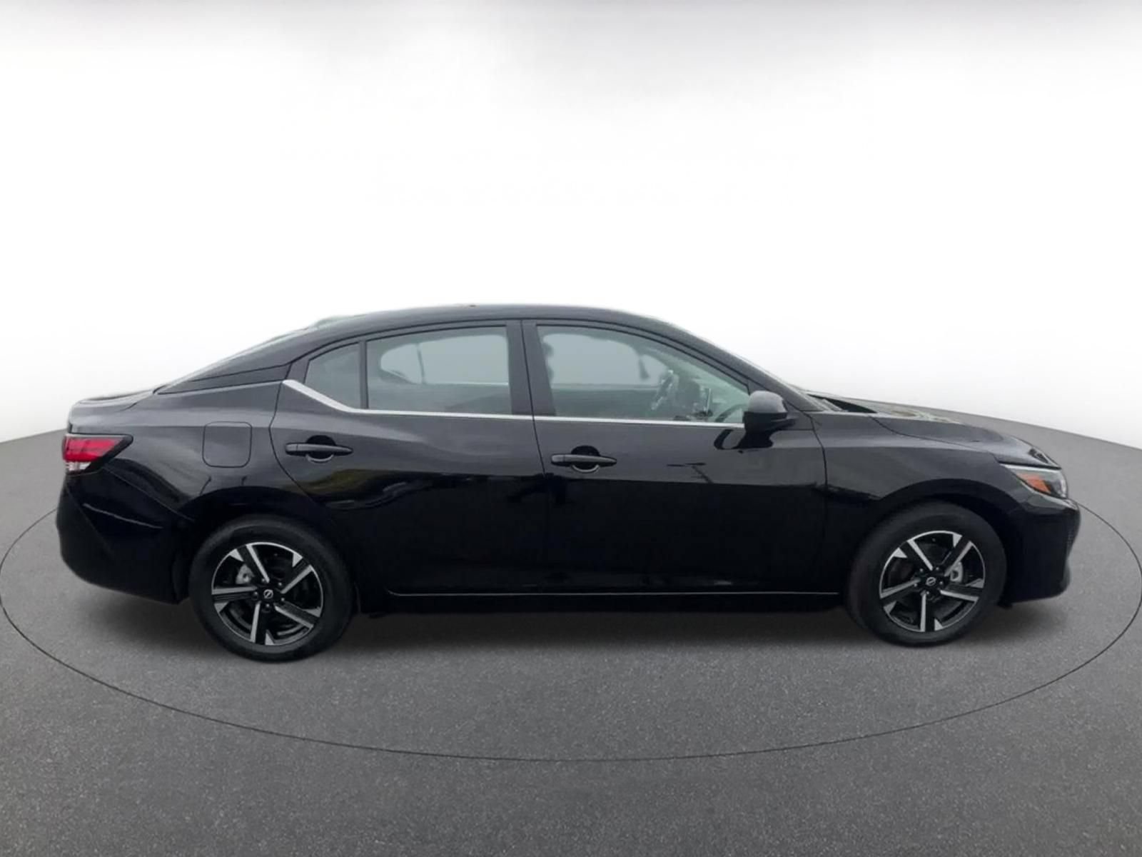 Thumbnail: 2025 Nissan Sentra - 13