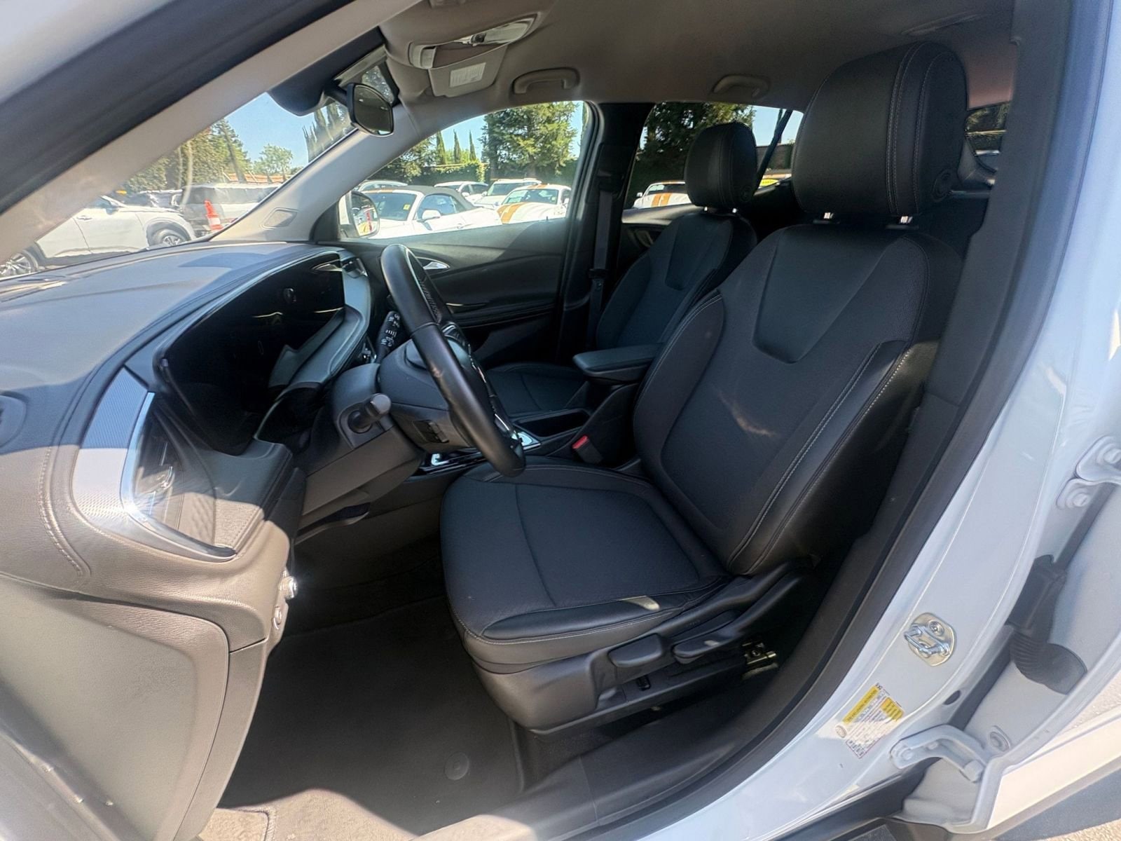 Thumbnail: 2025 Buick Encore GX - 35