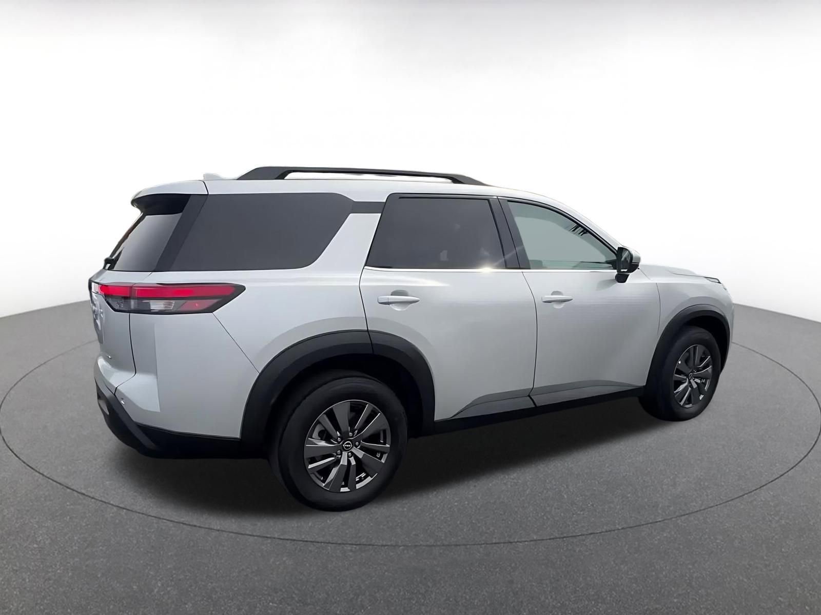 Thumbnail: 2025 Nissan Pathfinder - 15