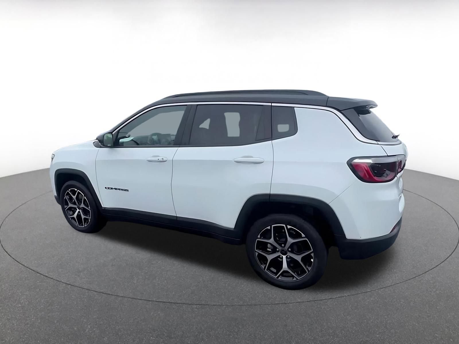 Thumbnail: 2025 Jeep Compass - 10