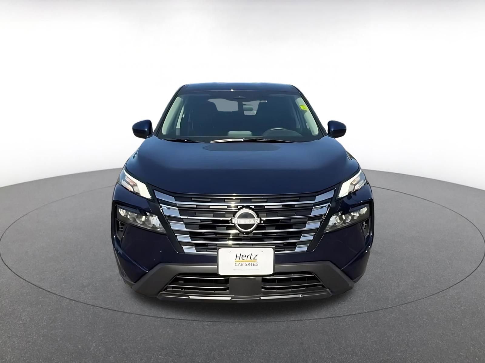 Thumbnail: 2025 Nissan Rogue - 4