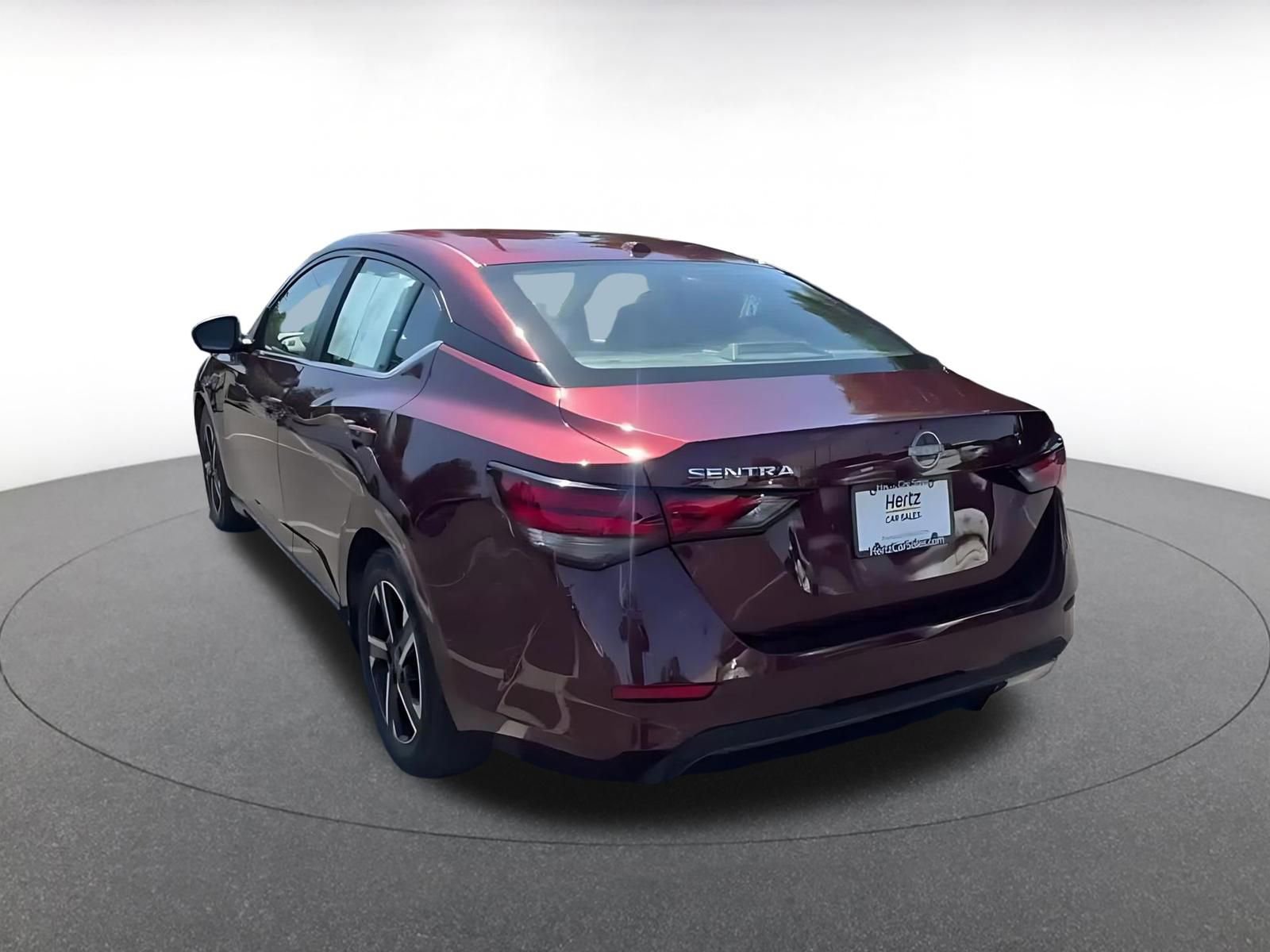Thumbnail: 2025 Nissan Sentra - 10