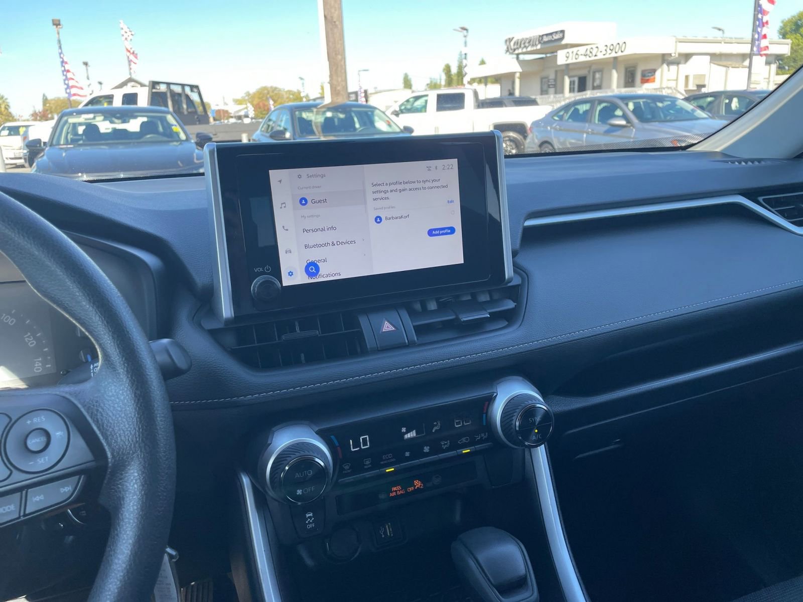 Thumbnail: 2025 Toyota RAV4 - 18