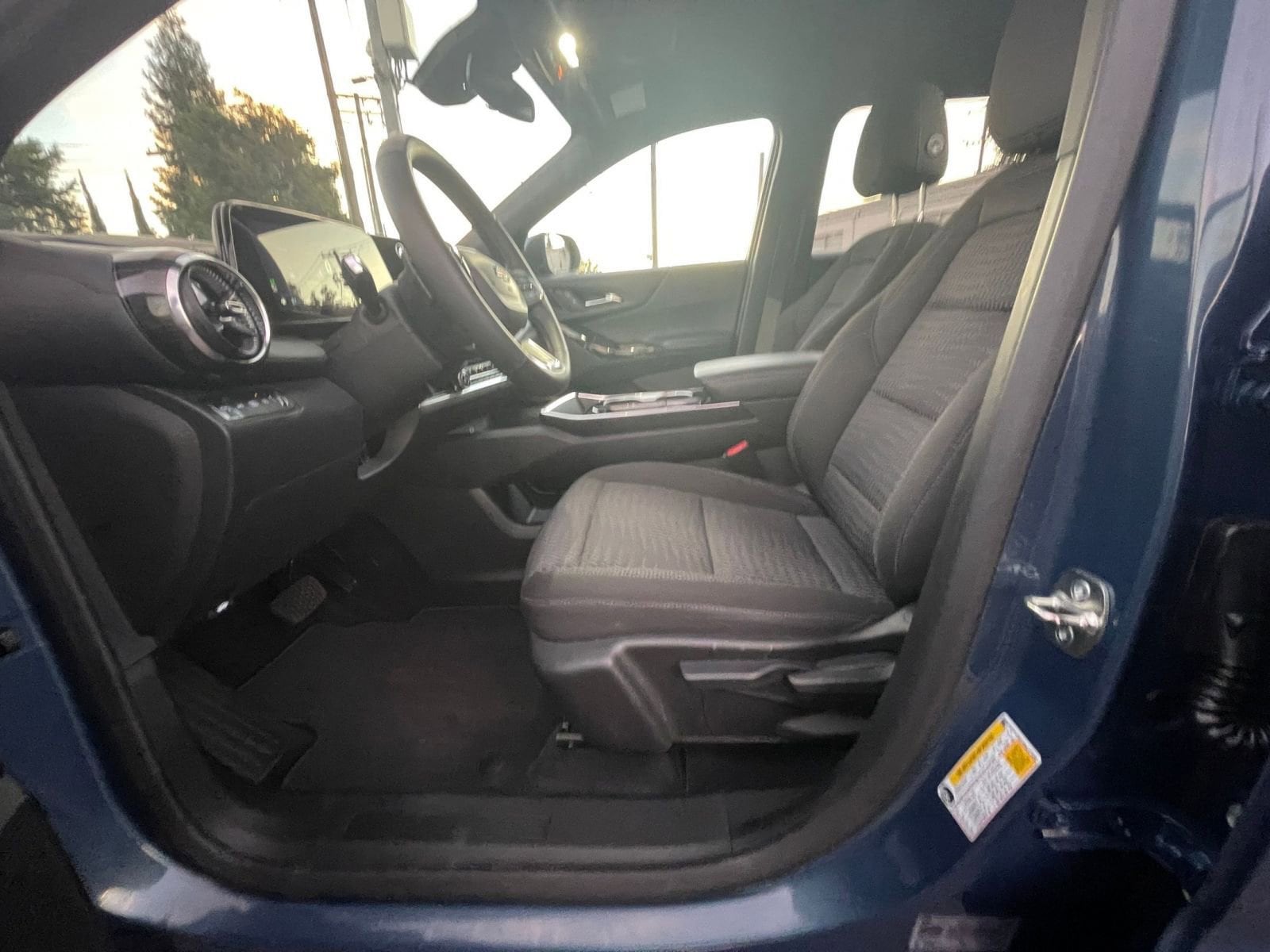 Thumbnail: 2025 Chevrolet Equinox - 25