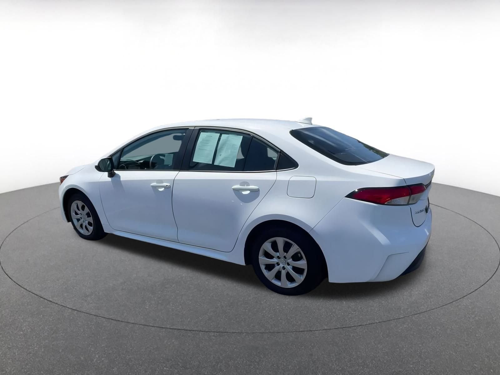 Thumbnail: 2024 Toyota Corolla - 10