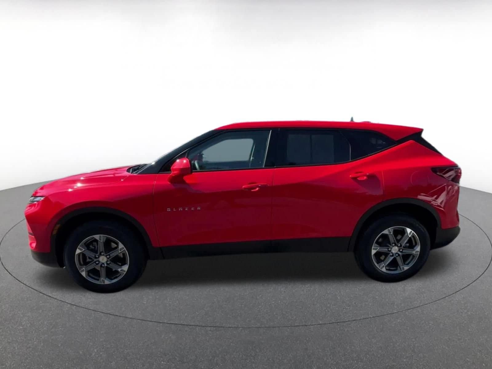 Thumbnail: 2026 Chevrolet Blazer - 8