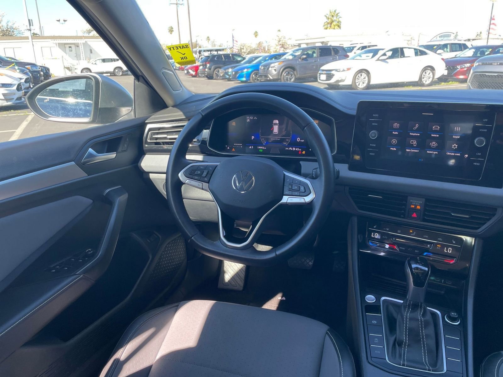 Thumbnail: 2025 Volkswagen Jetta - 34