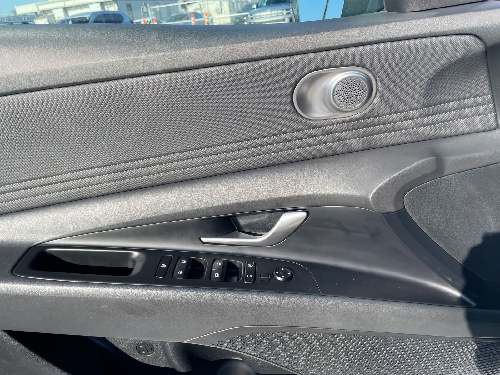 Thumbnail: 2025 Hyundai Elantra - 20