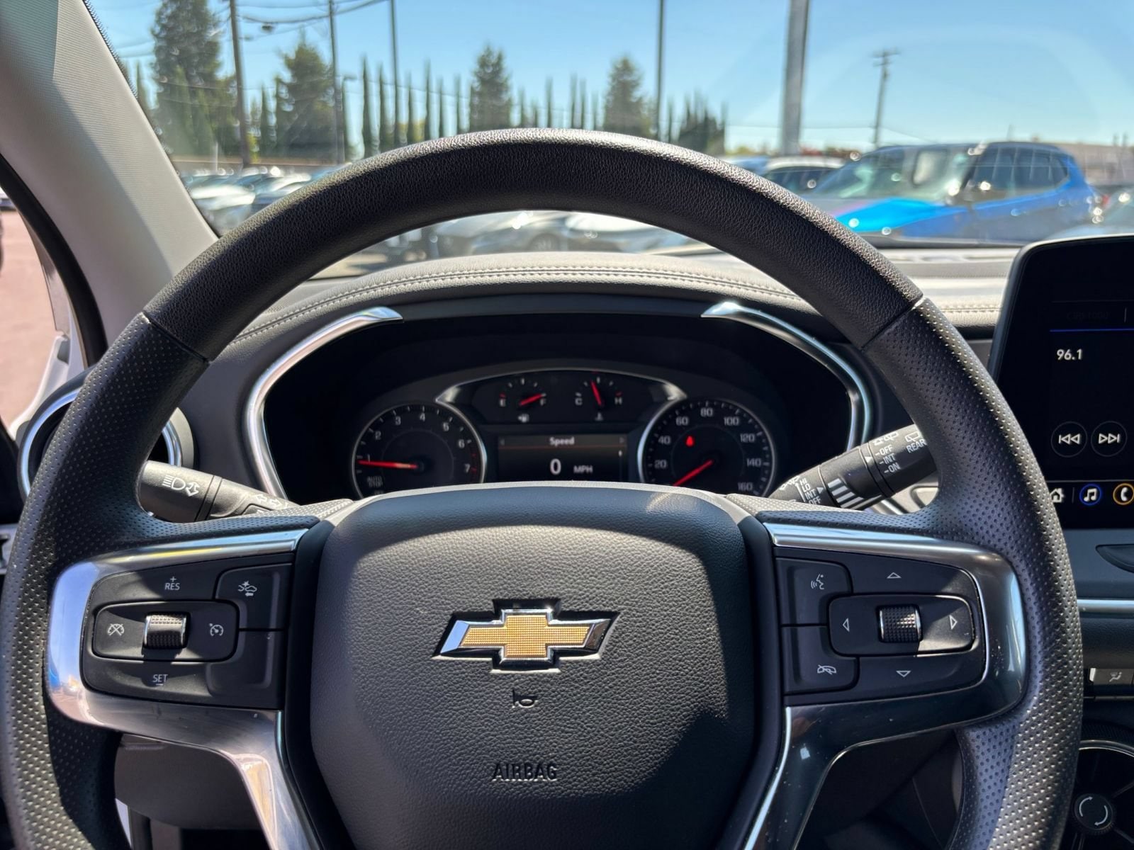 Thumbnail: 2026 Chevrolet Blazer - 25