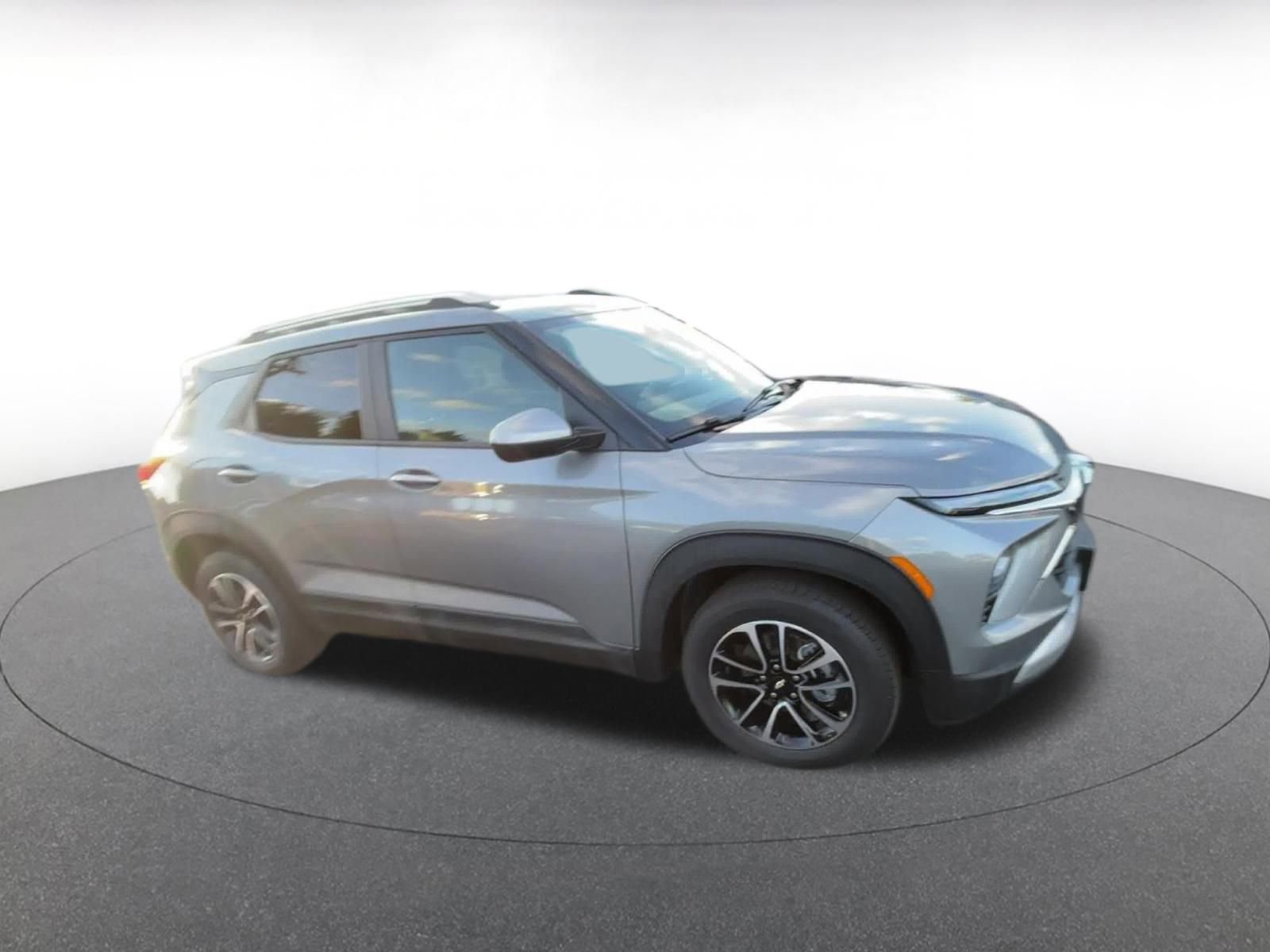 Thumbnail: 2025 Chevrolet TrailBlazer - 2