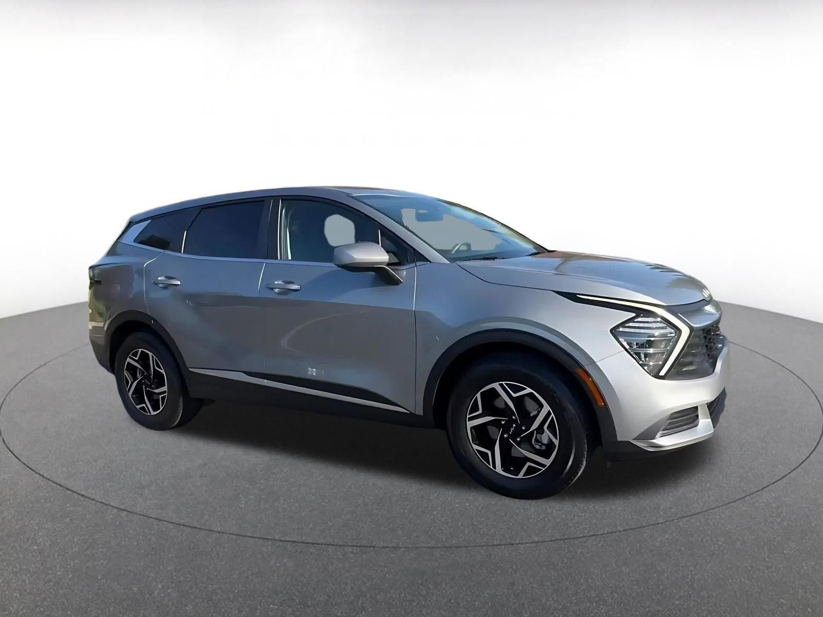 Thumbnail: 2025 Kia Sportage - 2