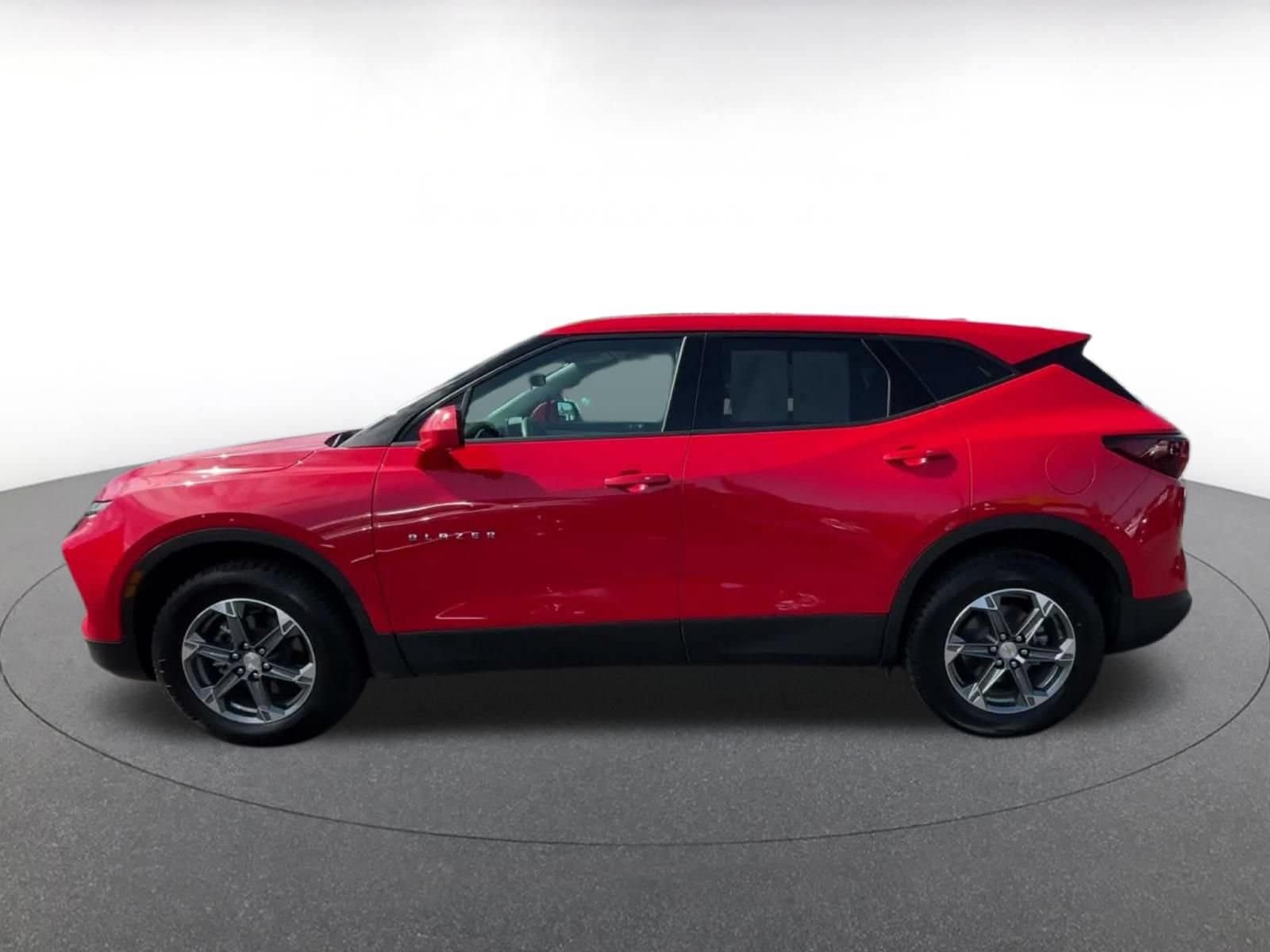 Thumbnail: 2025 Chevrolet Blazer - 8