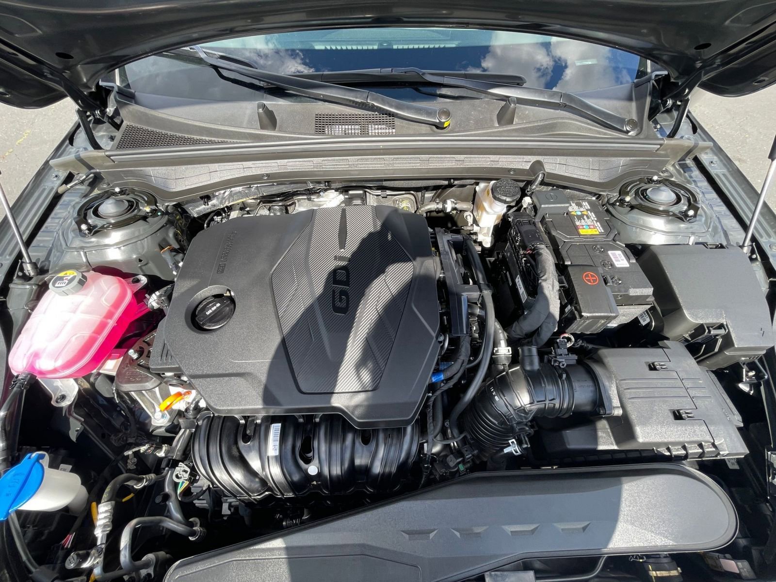 Thumbnail: 2025 Kia K5 - 27