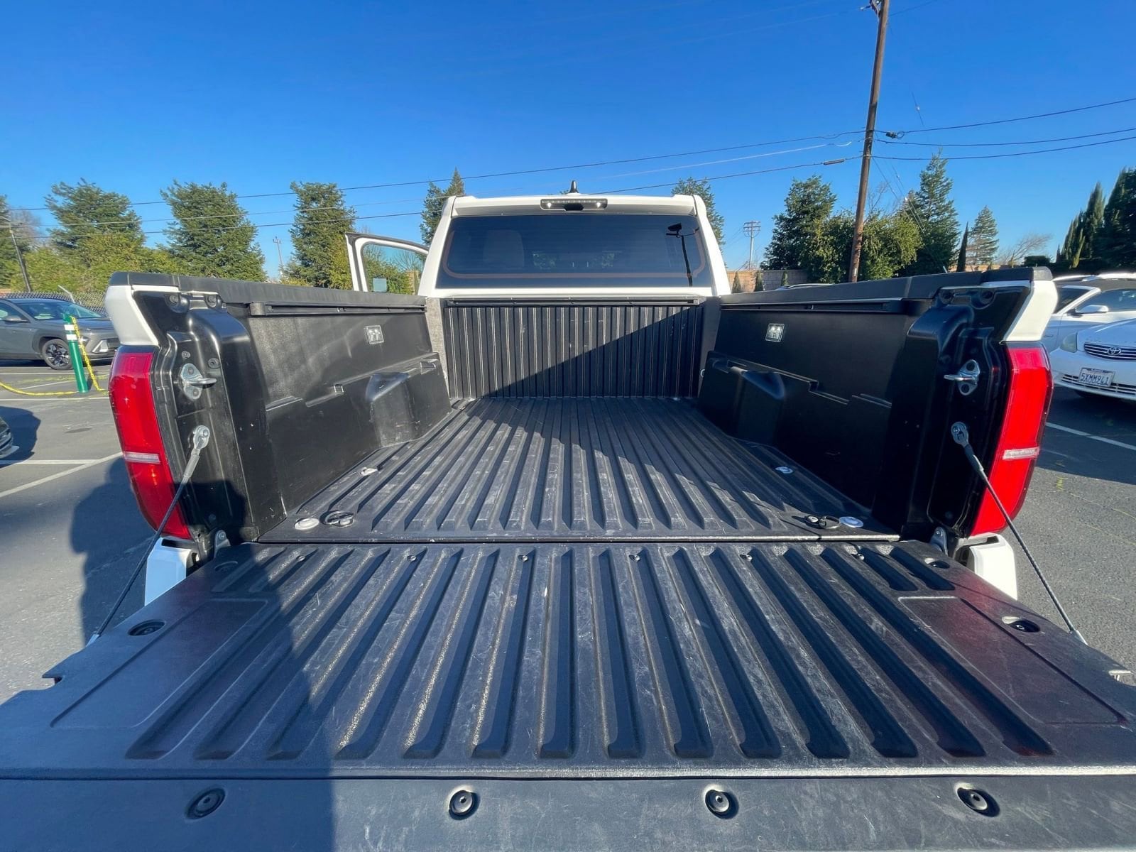 Thumbnail: 2025 Toyota Tacoma - 31