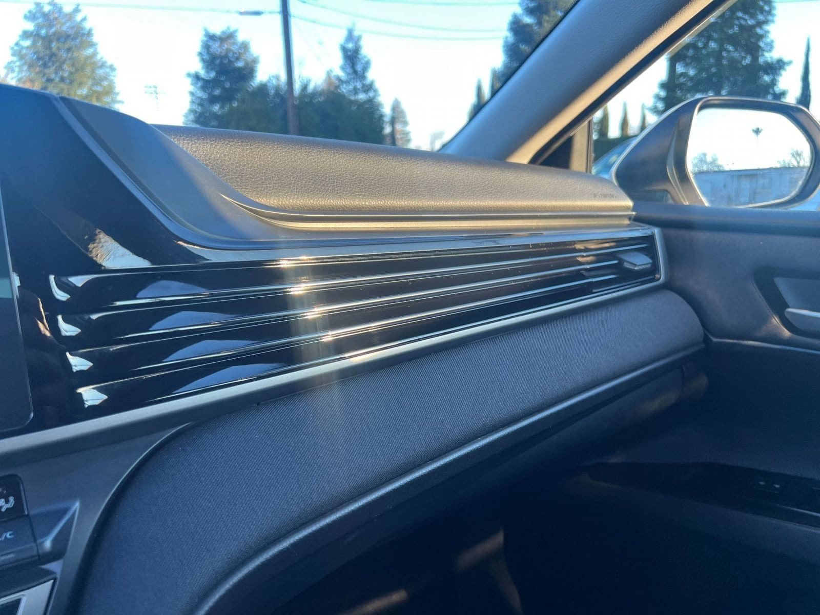 Thumbnail: 2025 Toyota Camry - 35