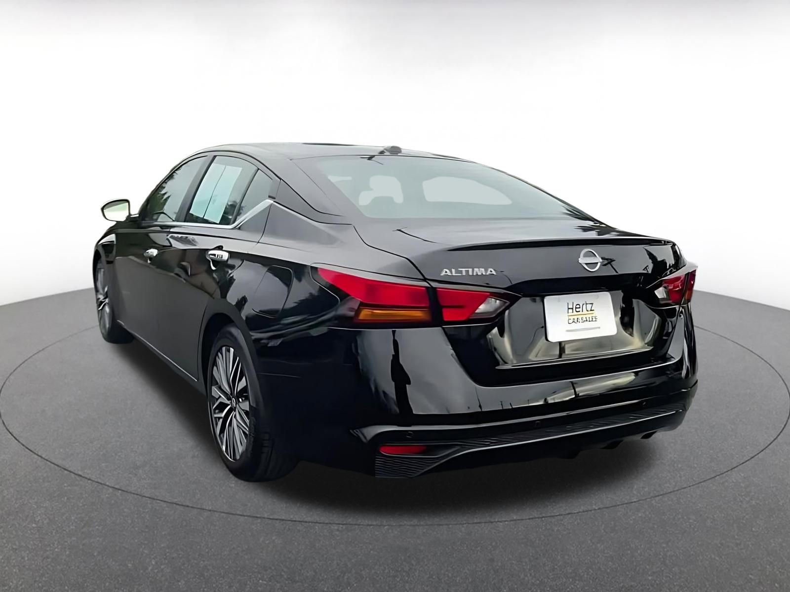 Thumbnail: 2025 Nissan Altima - 11