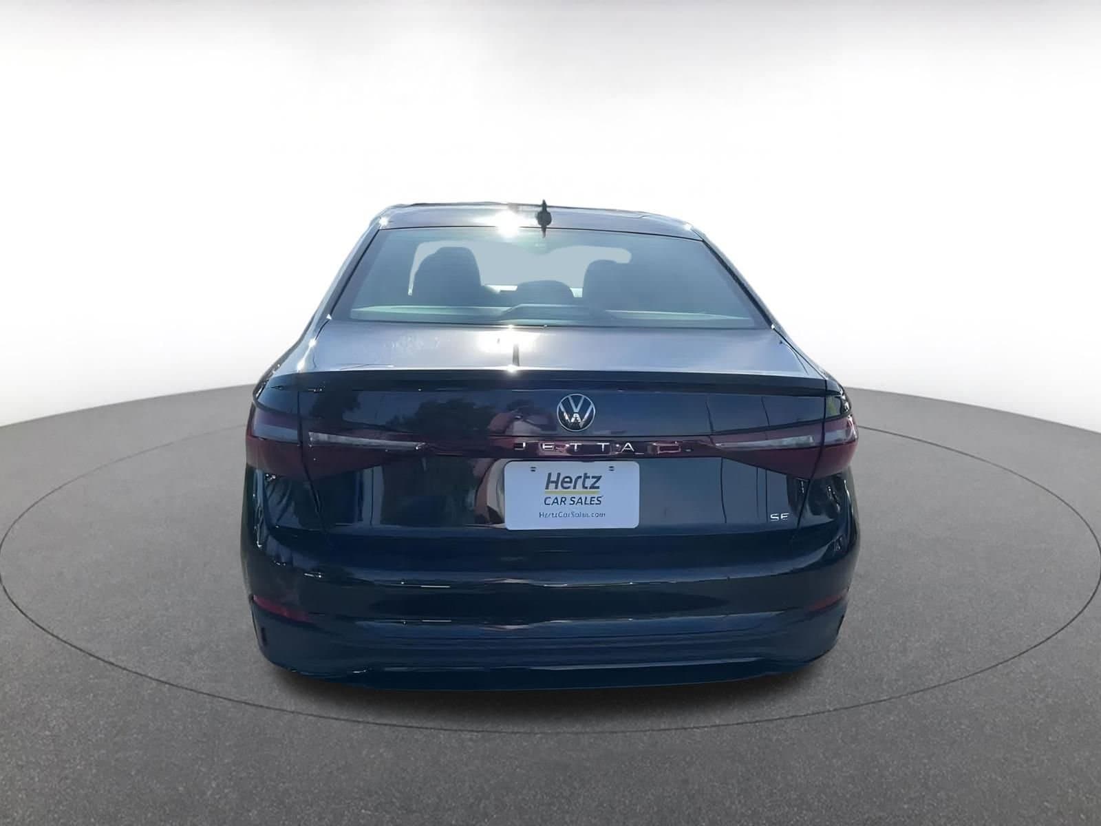 Thumbnail: 2025 Volkswagen Jetta - 11