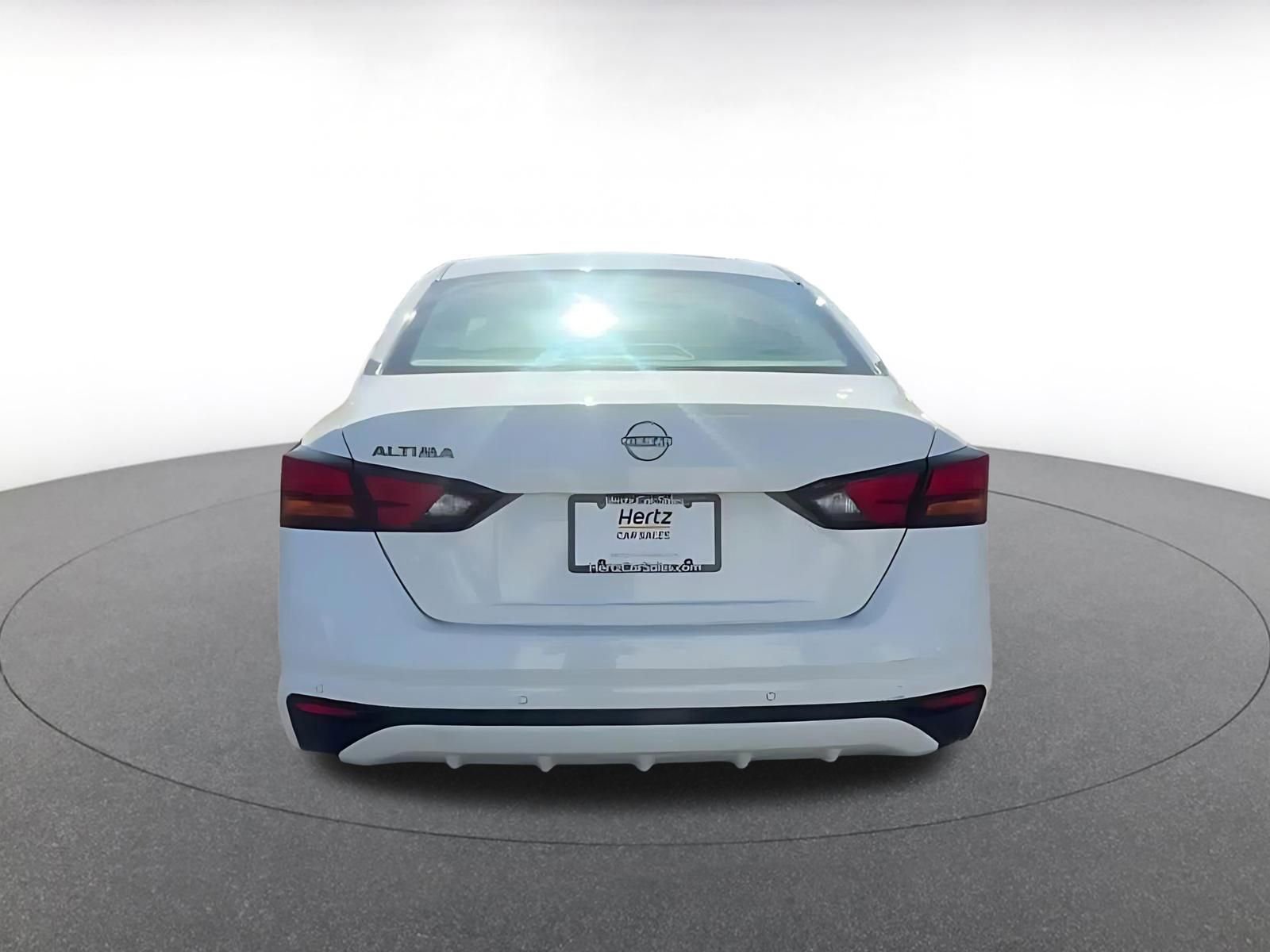 Thumbnail: 2023 Nissan Altima - 12