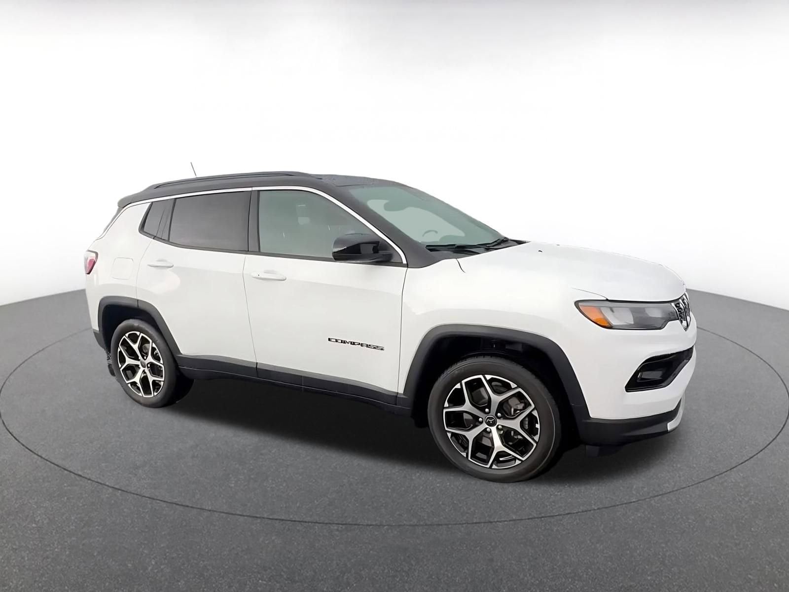 Thumbnail: 2025 Jeep Compass - 2