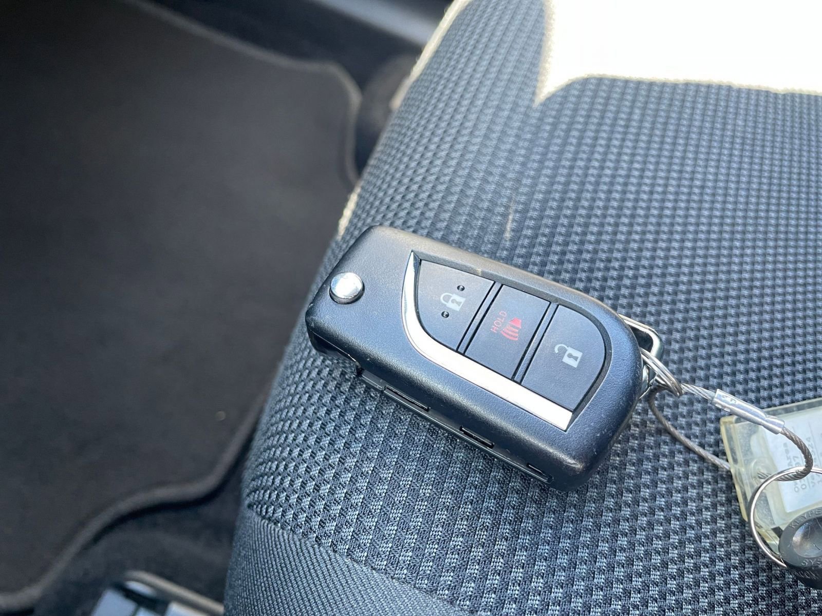 Thumbnail: 2025 Toyota RAV4 - 22