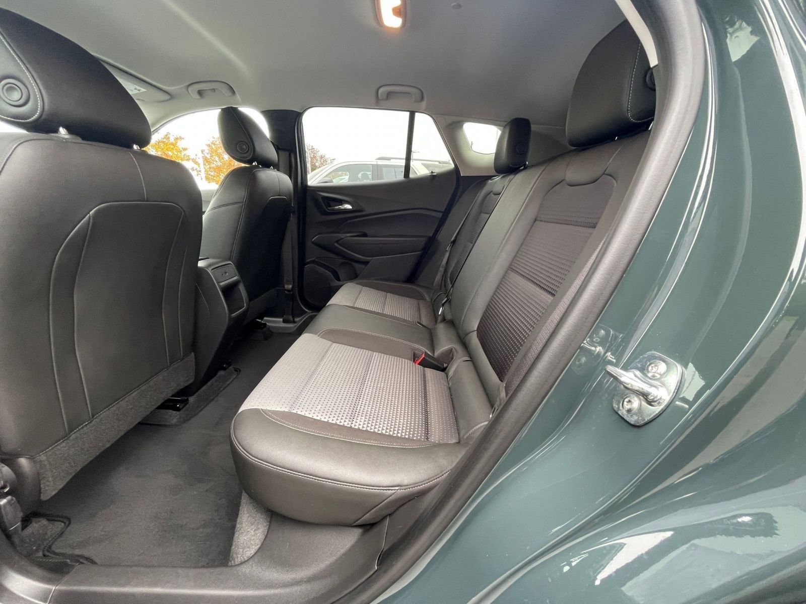 Thumbnail: 2025 Chevrolet Trax - 25