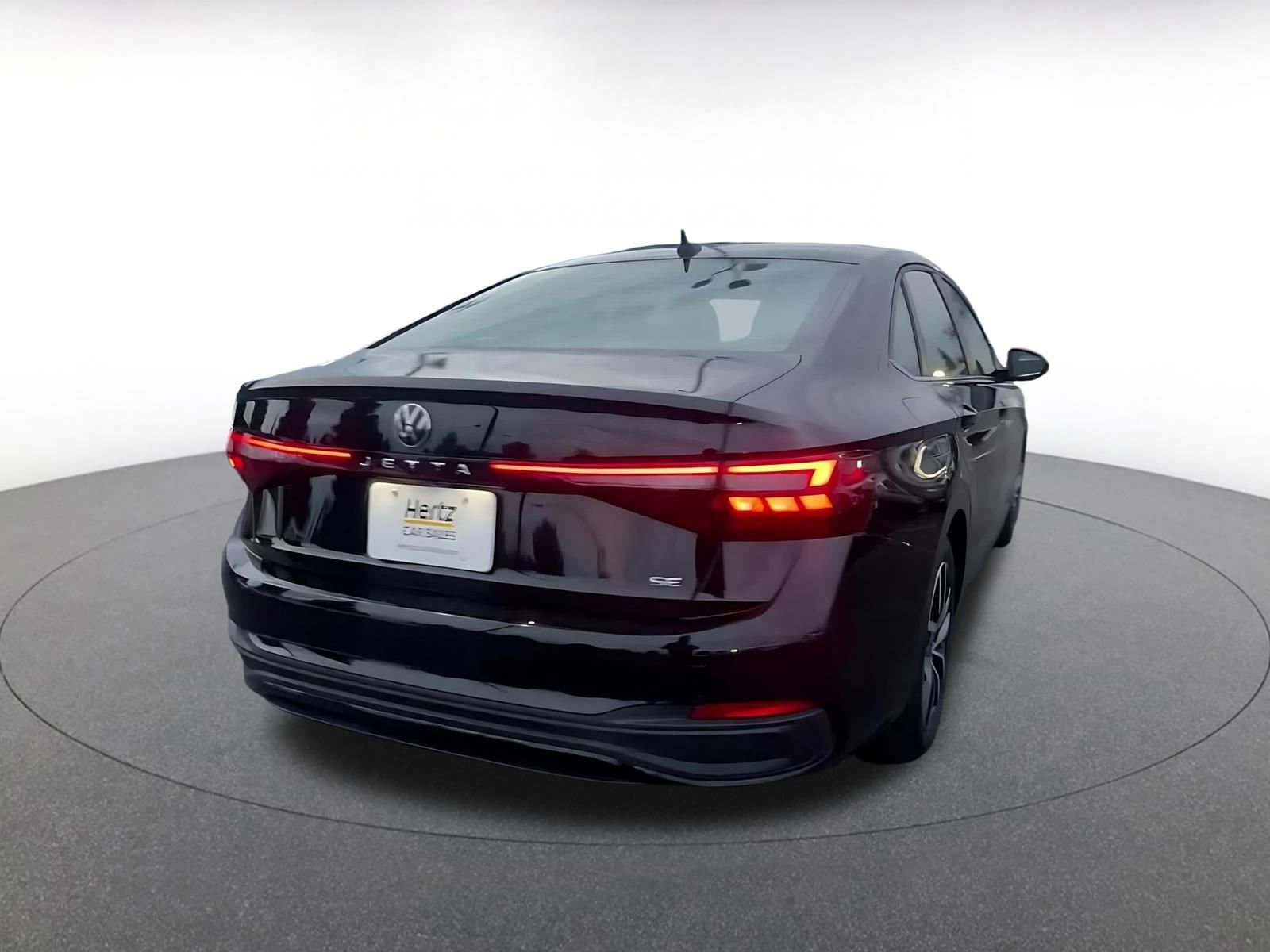 Thumbnail: 2025 Volkswagen Jetta - 14