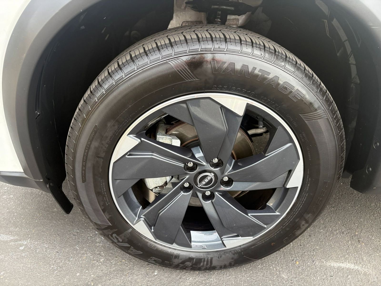 Thumbnail: 2025 Nissan Rogue - 32