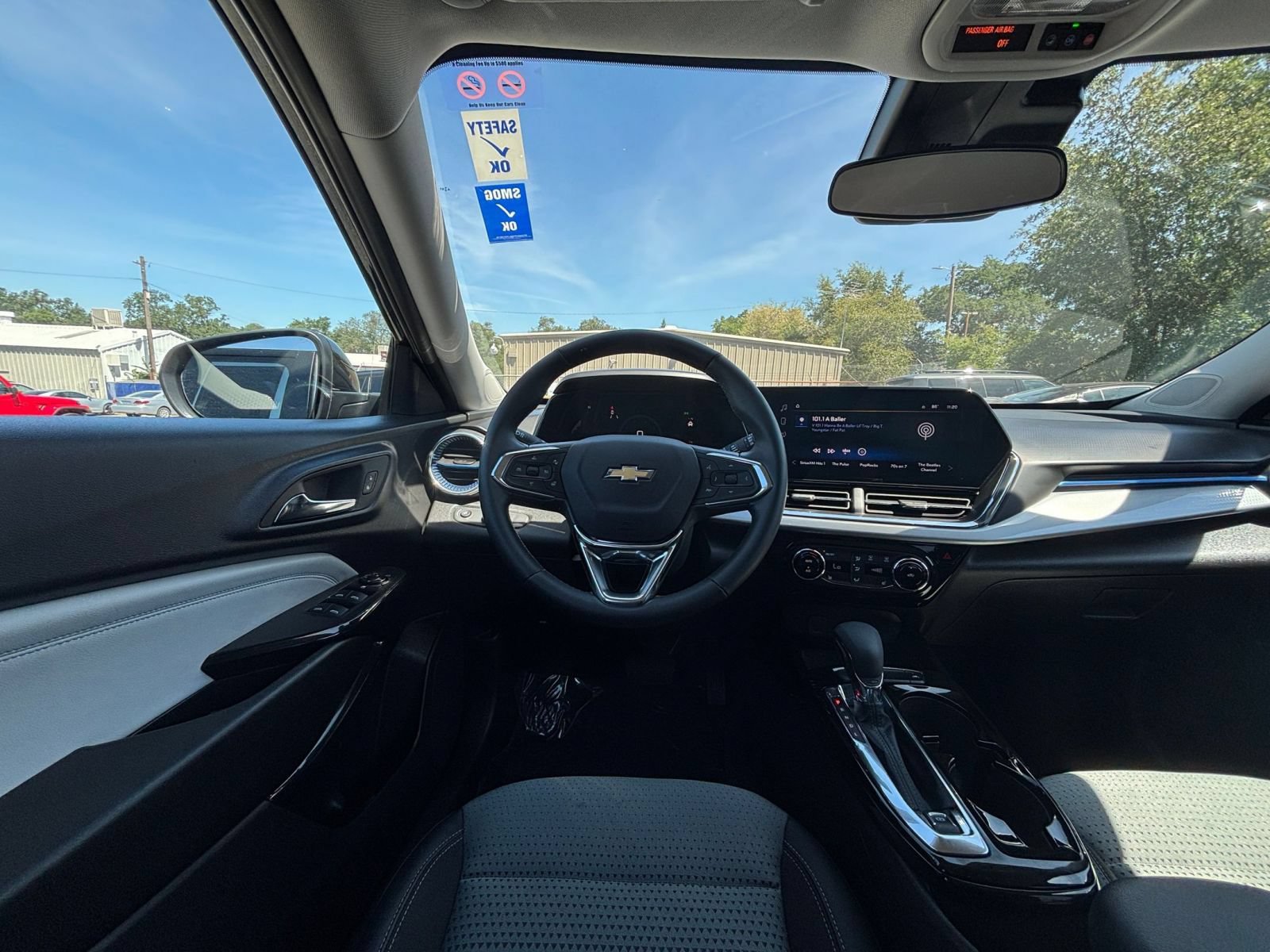 Thumbnail: 2025 Chevrolet Trax - 33