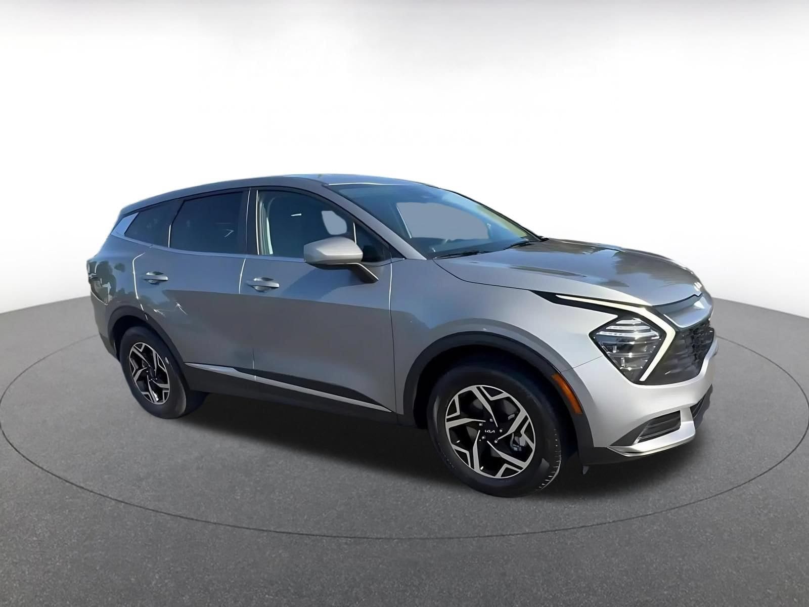 Thumbnail: 2025 Kia Sportage - 2