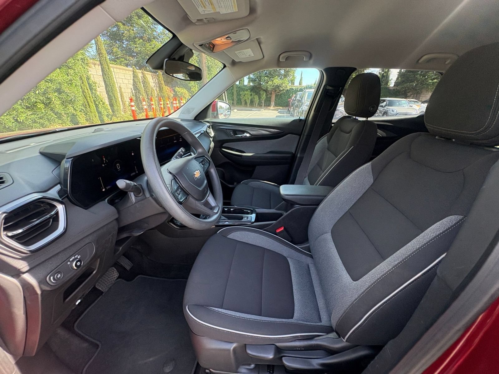 Thumbnail: 2025 Chevrolet TrailBlazer - 25