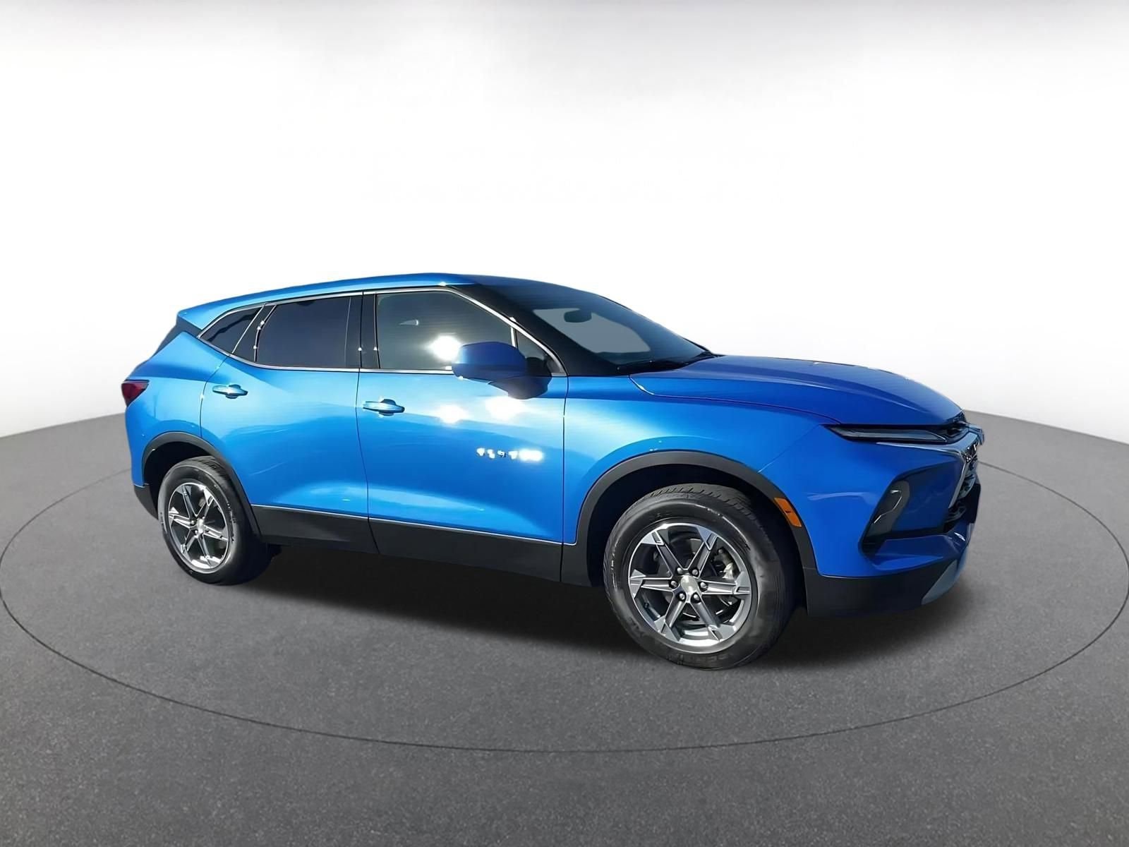 Thumbnail: 2025 Chevrolet Blazer - 2