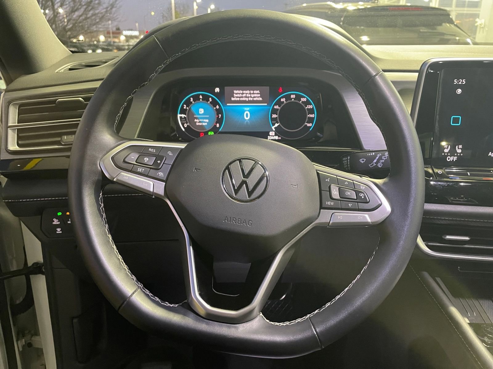 Thumbnail: 2025 Volkswagen Atlas - 35