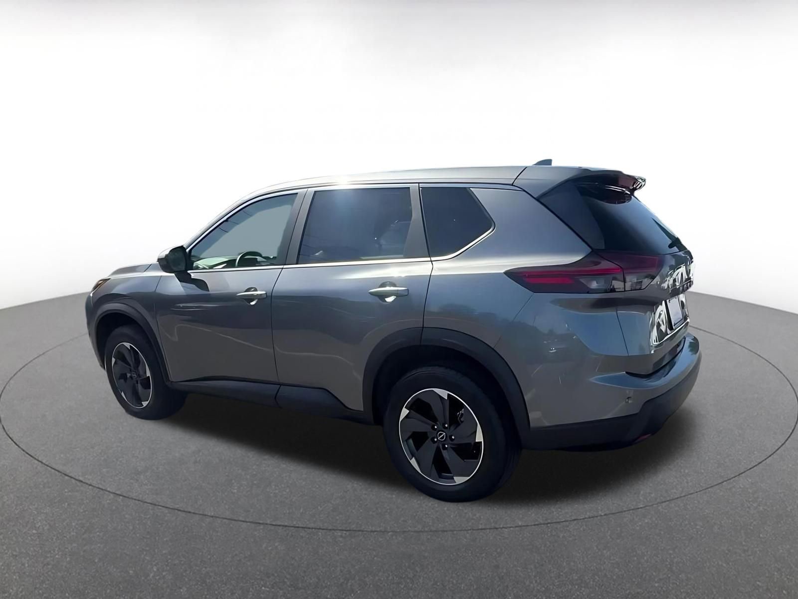 Thumbnail: 2025 Nissan Rogue - 10