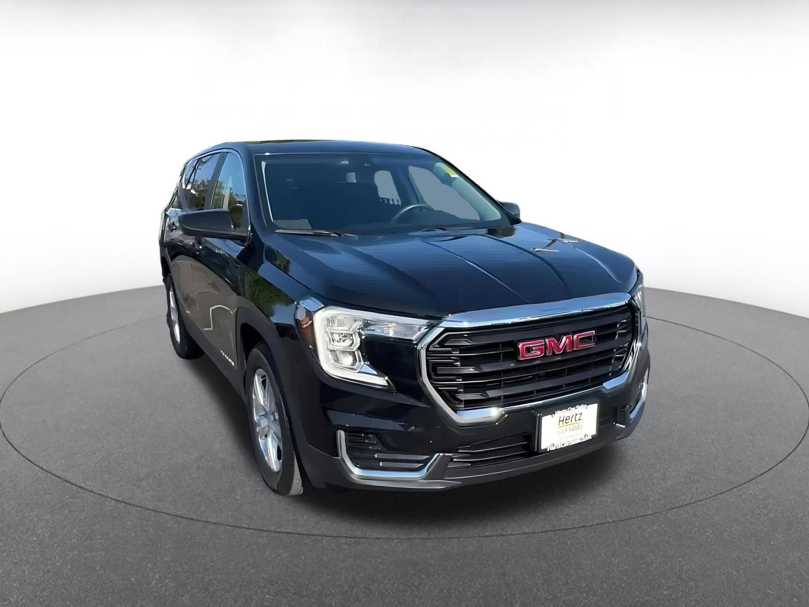 Thumbnail: 2024 GMC Terrain - 3
