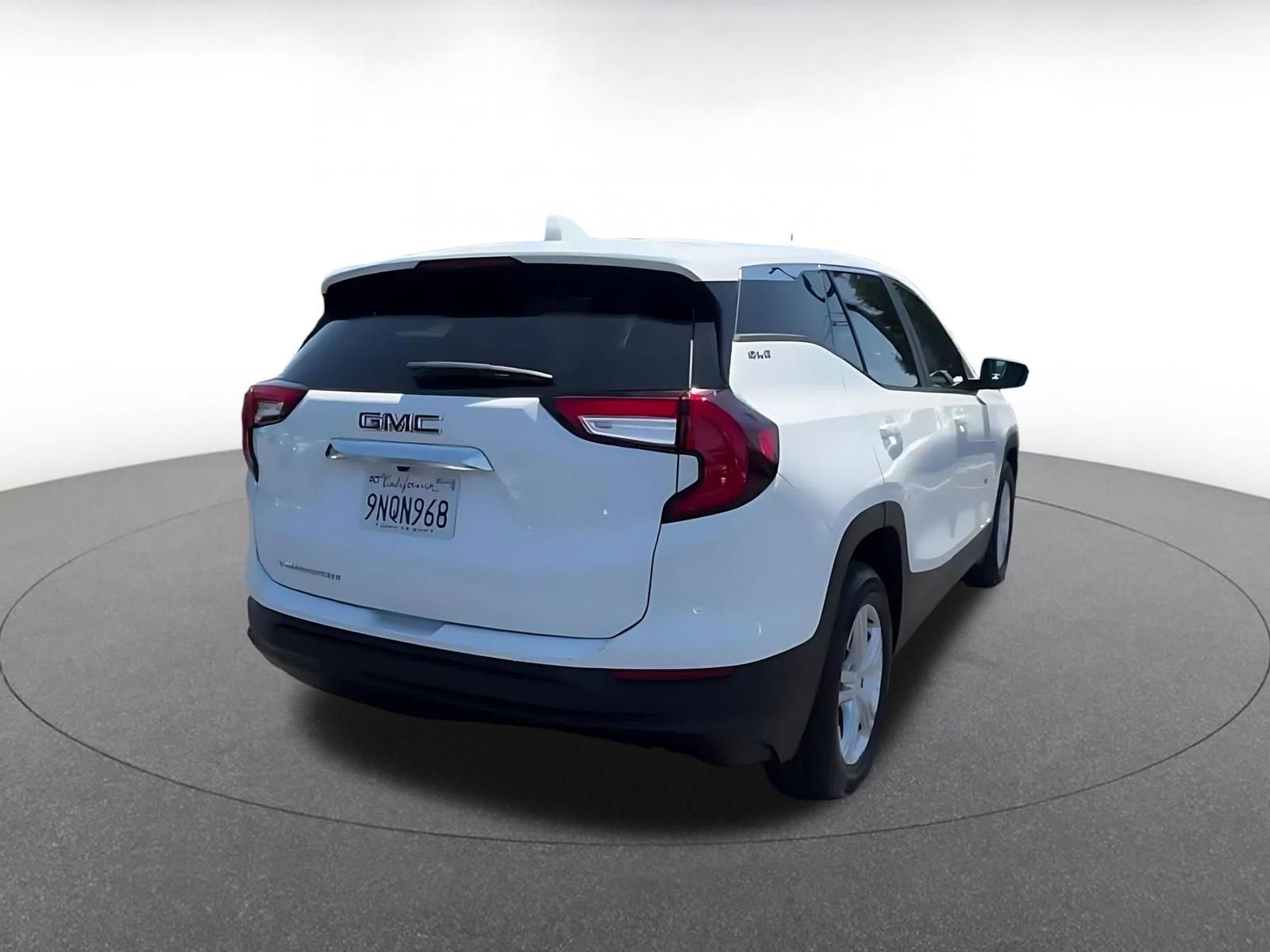 Thumbnail: 2024 GMC Terrain - 14