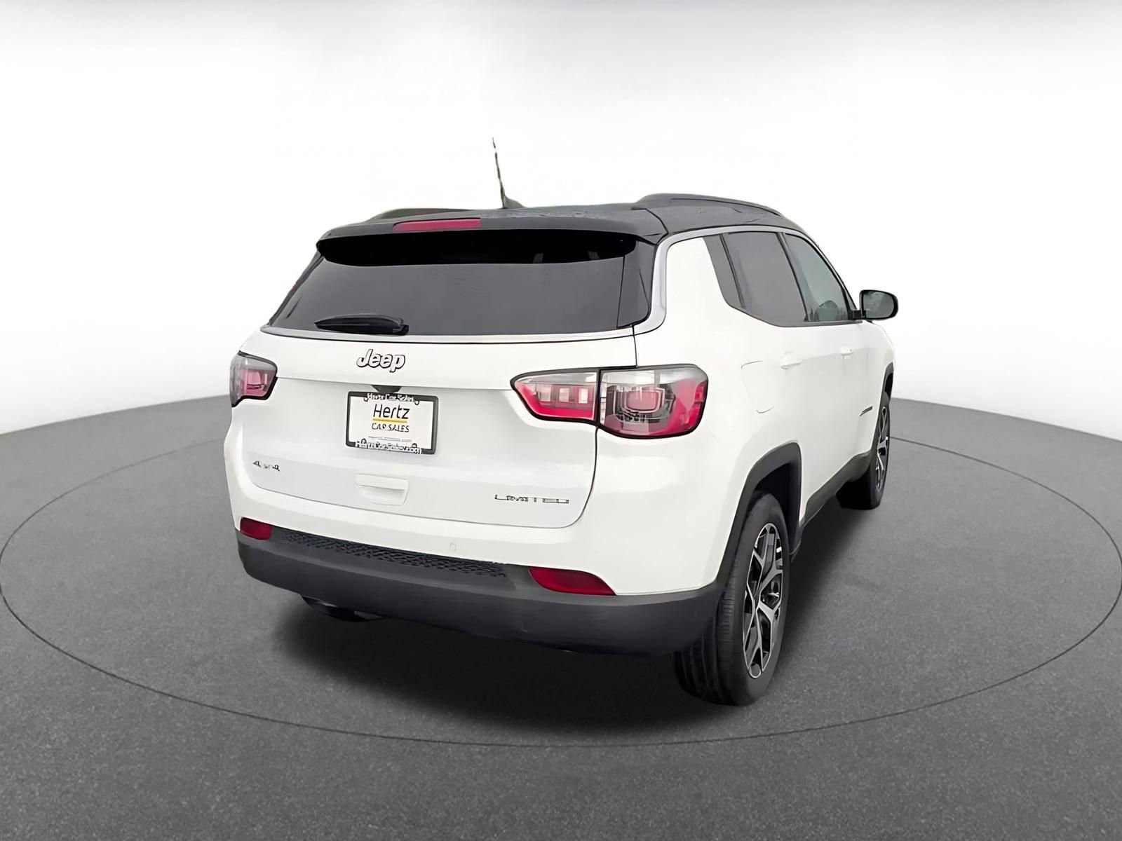 Thumbnail: 2025 Jeep Compass - 15