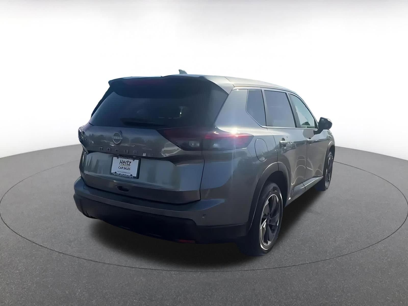 Thumbnail: 2025 Nissan Rogue - 15