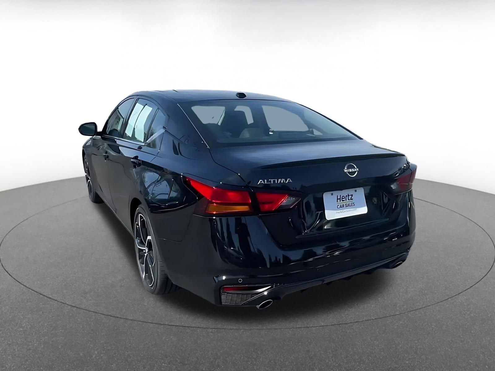 Thumbnail: 2025 Nissan Altima - 11