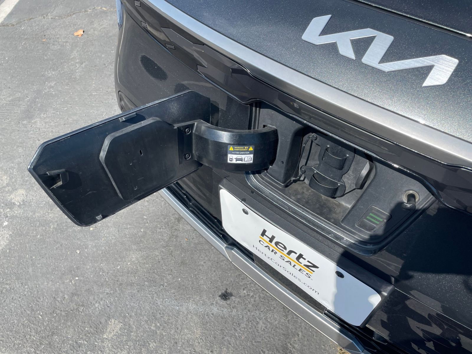Thumbnail: 2023 Kia Niro - 23