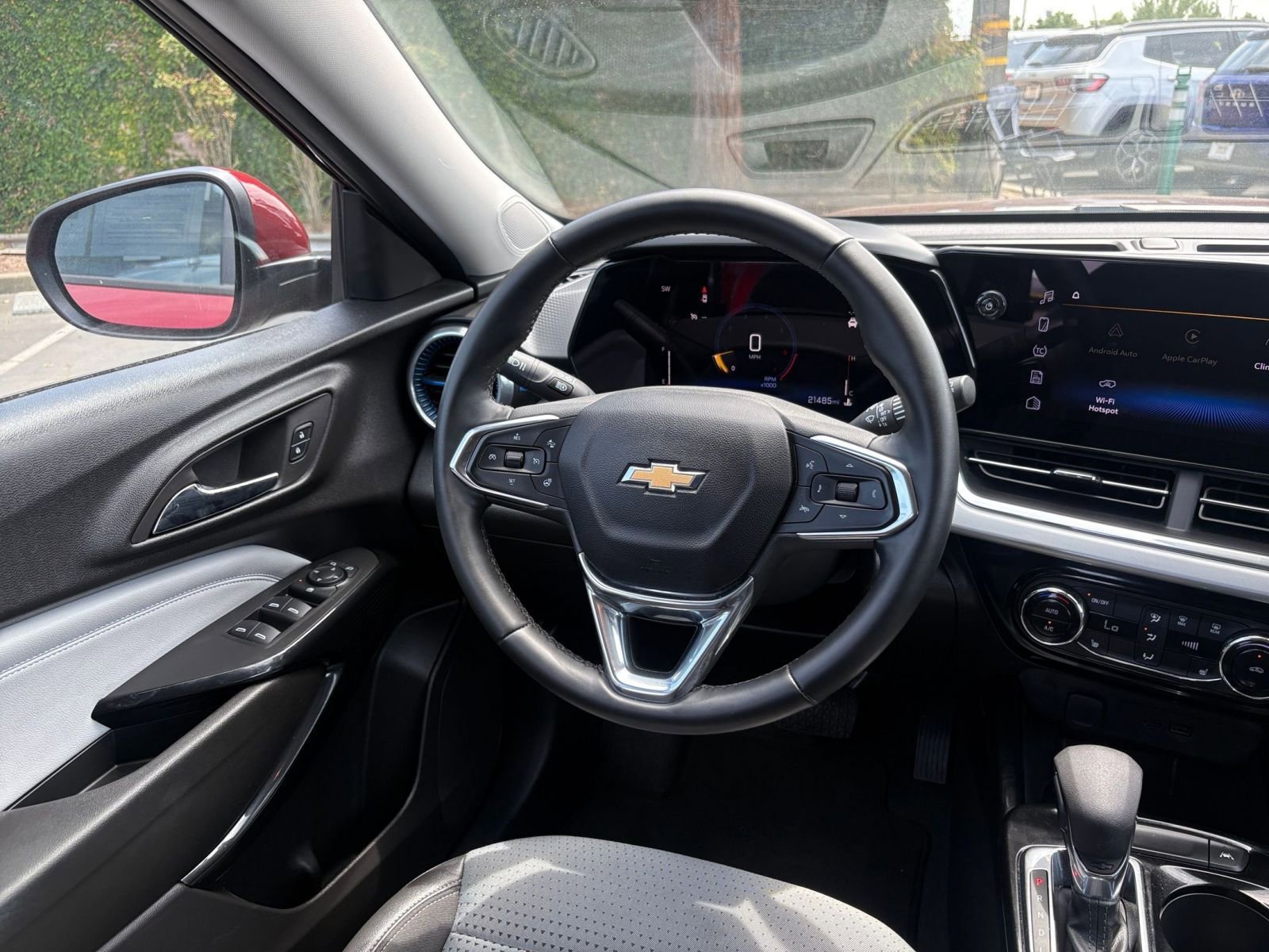 Thumbnail: 2025 Chevrolet Trax - 33